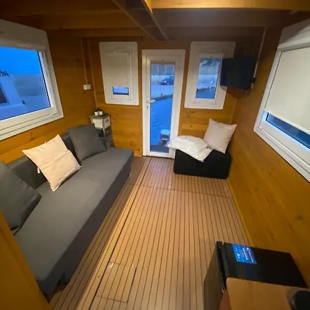Botel House Boat R Al Poetto 2 Pax Piu' 1 *