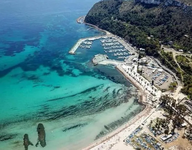 House Boat R Al Poetto 2 Pax Piu' 1